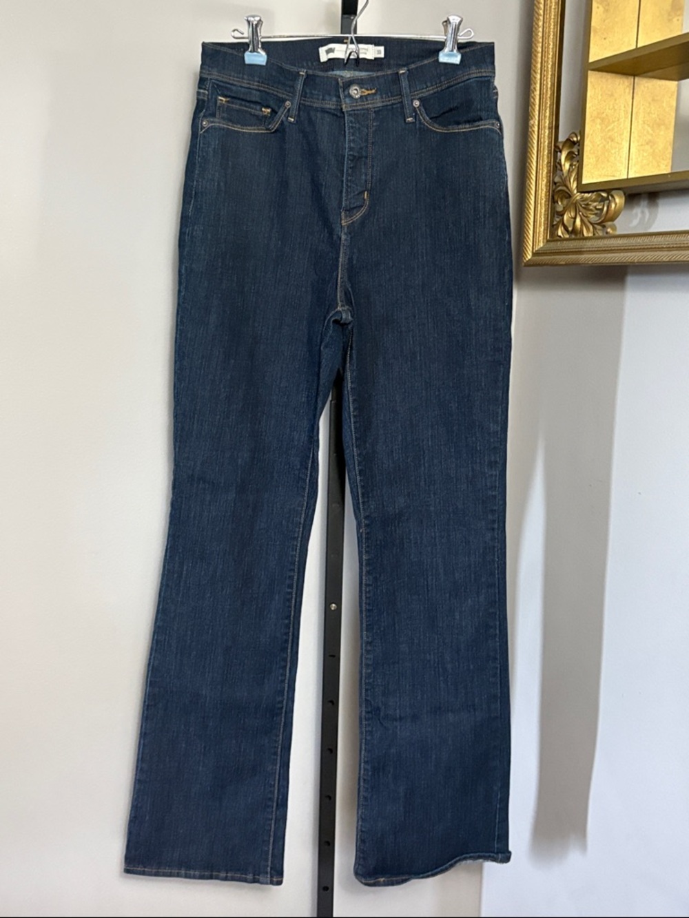 Levi’s 512 Bootcut Size 10 Dark Wash Straight Leg Jeans Slimming